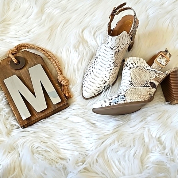 Cato Faux Snakeskin Slingback Pointed Toe Heels - Picture 1 of 9